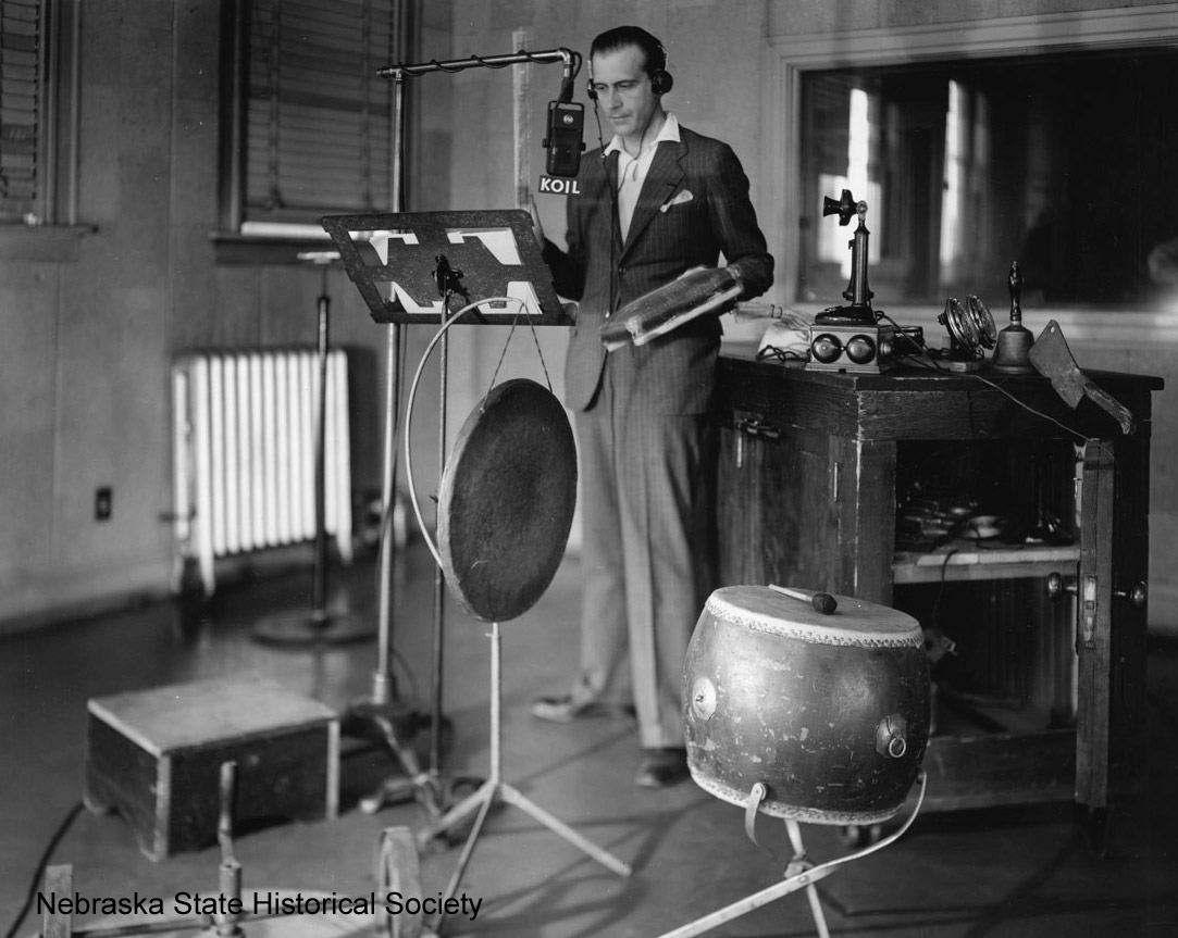 KOIL radio foley artist, 1937 [RG1833.PH000002-000003]