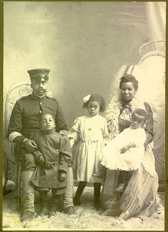 Unidentified portrait of a Tenth Cavalry soldier and his family [RG1517.PH000093-000036 ]