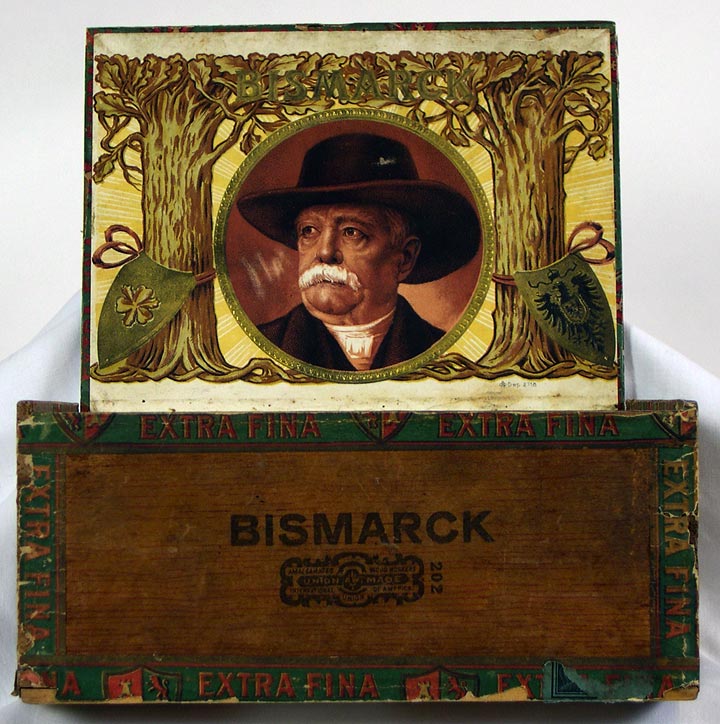 Bismark Cigar box, interior (13053-25)