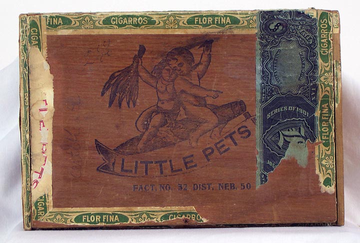 Little Pets Cigar Box (13053-27)