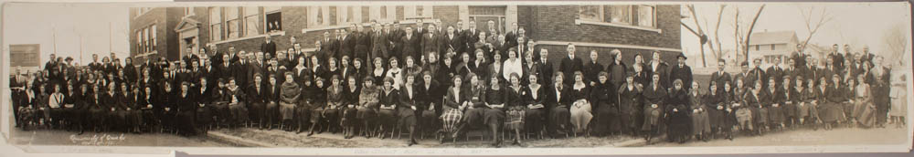 panoramic photo, students, University of Omaha, 1921