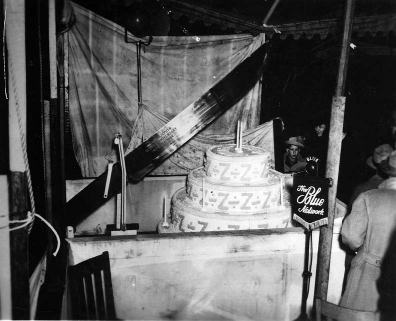 Giant knife, used to cut cake celebrating the 10 year anniversary of the Pioneer Zephyr, Lincoln, 1944. Source: Chicago, Burlington & Quincy Railroad Company, Chicago, Illinois