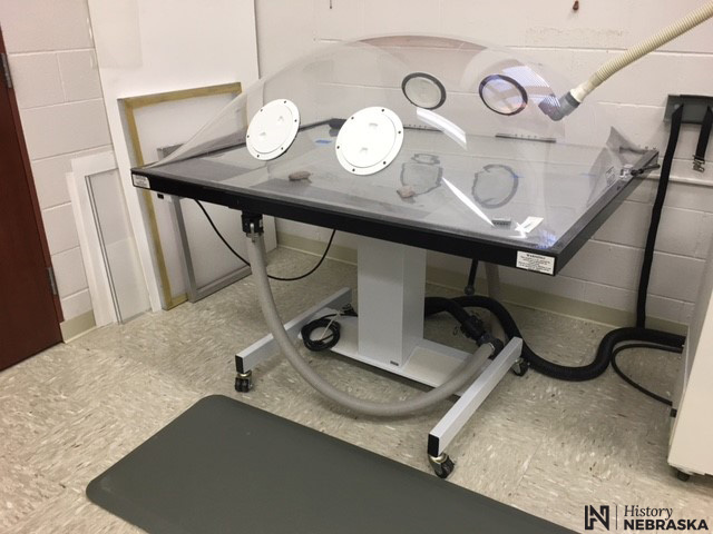 Ford Center Suction Table 03
