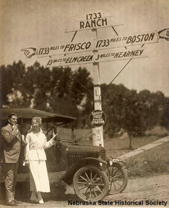 Photo from the early 1920s showing the Lincoln Highway directional sign near the 1733 Ranch.