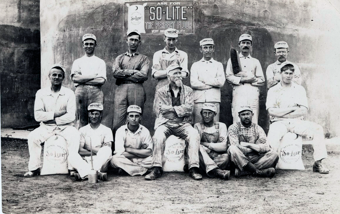 Neligh Mill employees, 1911.