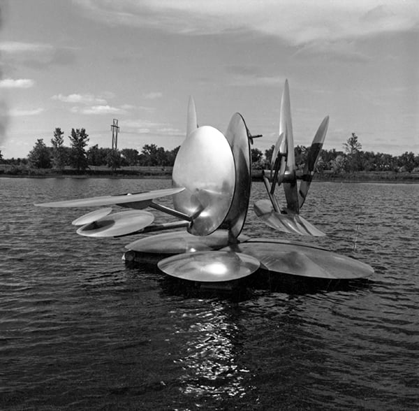 The Great Bicentennial Sculpture War - Nebraska State Historical